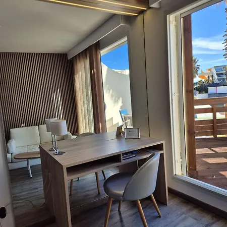Apartment Le Jardin D'eden - Junior Luxe 139 Avec Grande Terrasse By Agn - 2 Personnes 